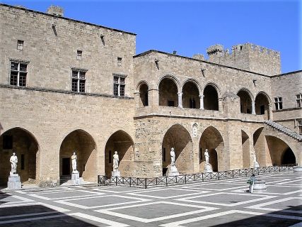 The Grand Masters Palace - cheap shore excursions in Rhodes Greece